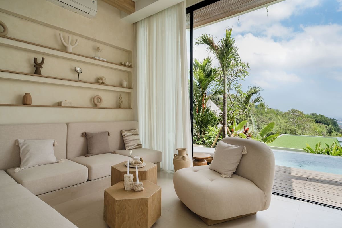 Premier Villa, 2 Bedrooms, Balcony, Sea View | Living area