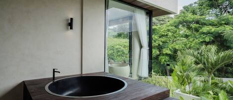Villa supĂ©rieure, 2 chambres, balcon, vue sur la cour intĂ©rieure | Terrain de lâhĂ©bergement