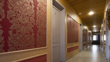 Firemannsrom – comfort, balkong, byutsikt | Innvendig