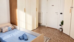 1 室のベッドルーム、WiFi、ベッドシーツ