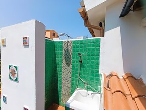 Dutxa, assecador de cabells i tovalloles 