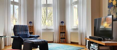 TV, DVD player, stereo