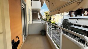 Unclassified image, 2 of 26, button - Bright & Elegant Apartment - Comfort & Style in Piraeus (Pireas)