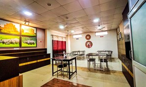 Dining - Spectrum Residency Haridev Main Rd (Guwahati)