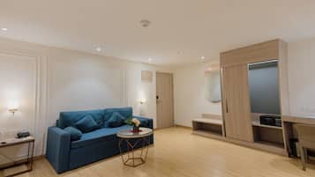 Deluxe Studio Suite | Interior