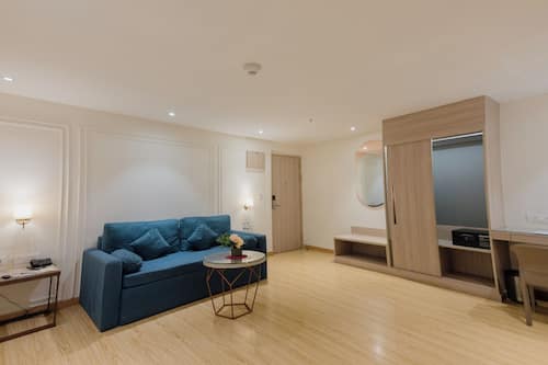 Deluxe Studio Suite | Interior