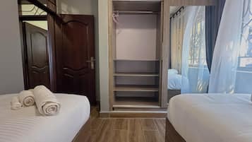 Appartamento familiare, servizio di pulizie disponibile, vista lago