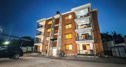 Vee Serviced Apartments & Hotel