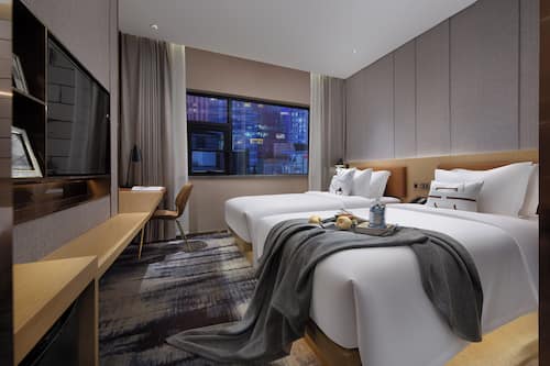 Superior Twin Room, Non Smoking, City View