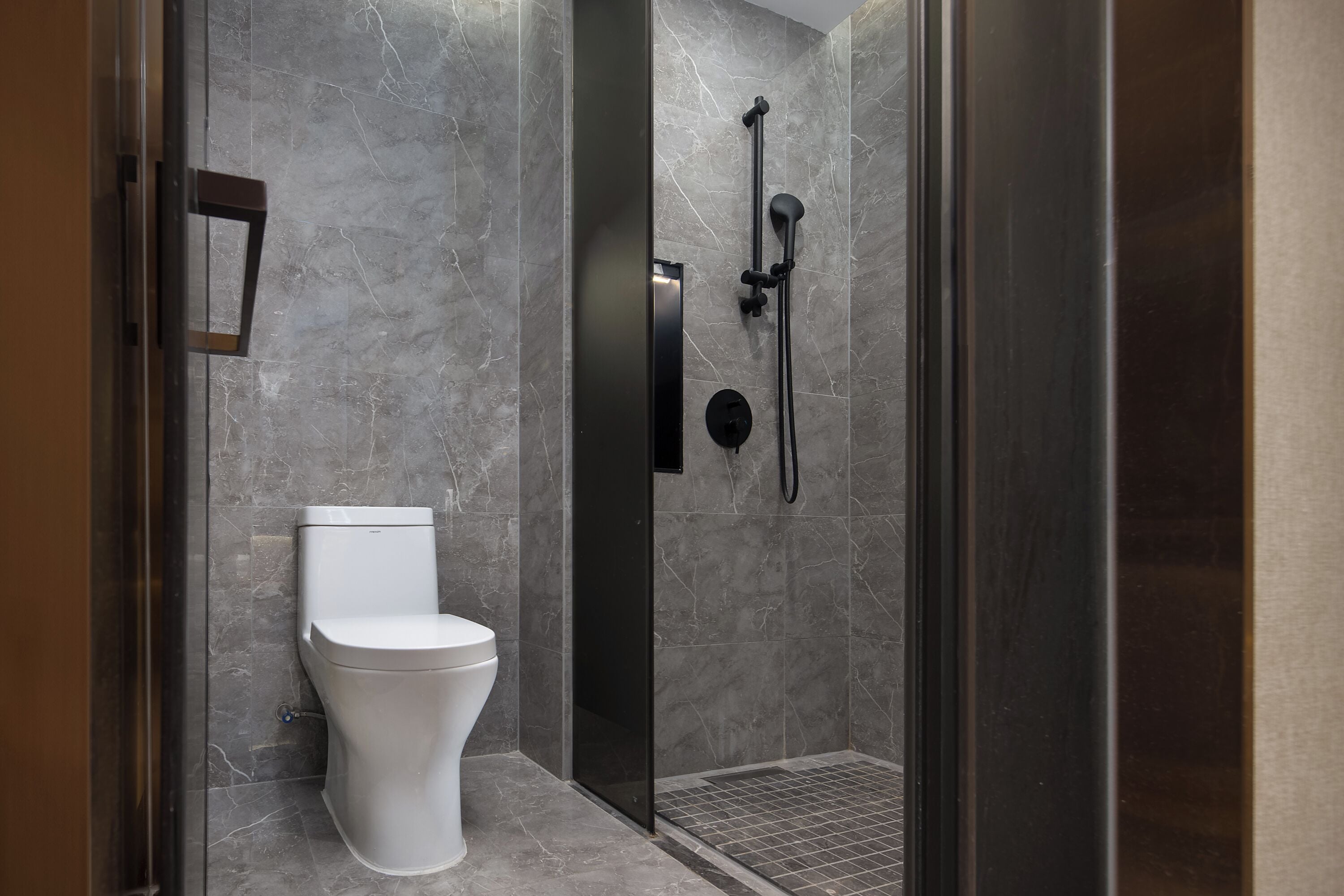 Shower, free toiletries, hair dryer, slippers
