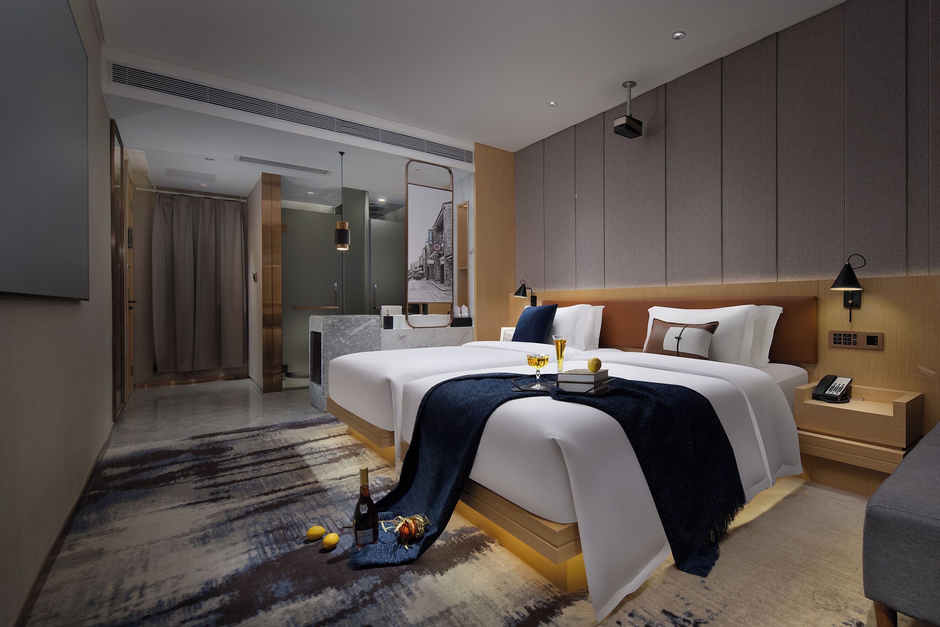 Chambre Signature avec lits jumeaux, vue sur la ville | Draps en coton égyptien, literie de qualité, couette en duvet