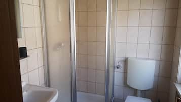 Einzelzimmer | Badezimmer