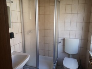 Eenpersoonskamer | Badkamer