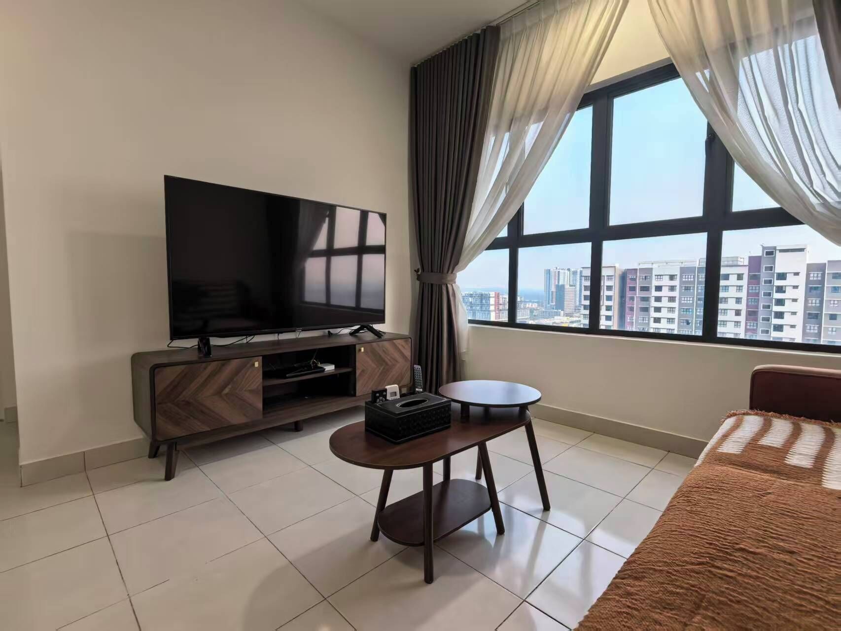 Comfort Apartment, 2 Bedrooms, Kitchen, City View