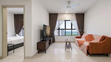 Superior Apartment, 4 Bedrooms, Kitchen, City View | Living area
