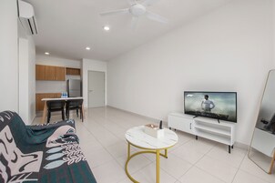Comfort Apartment, 2 Bedrooms, Kitchen, City View | Hypo-allergenic bedding, desk, laptop workspace, blackout drapes