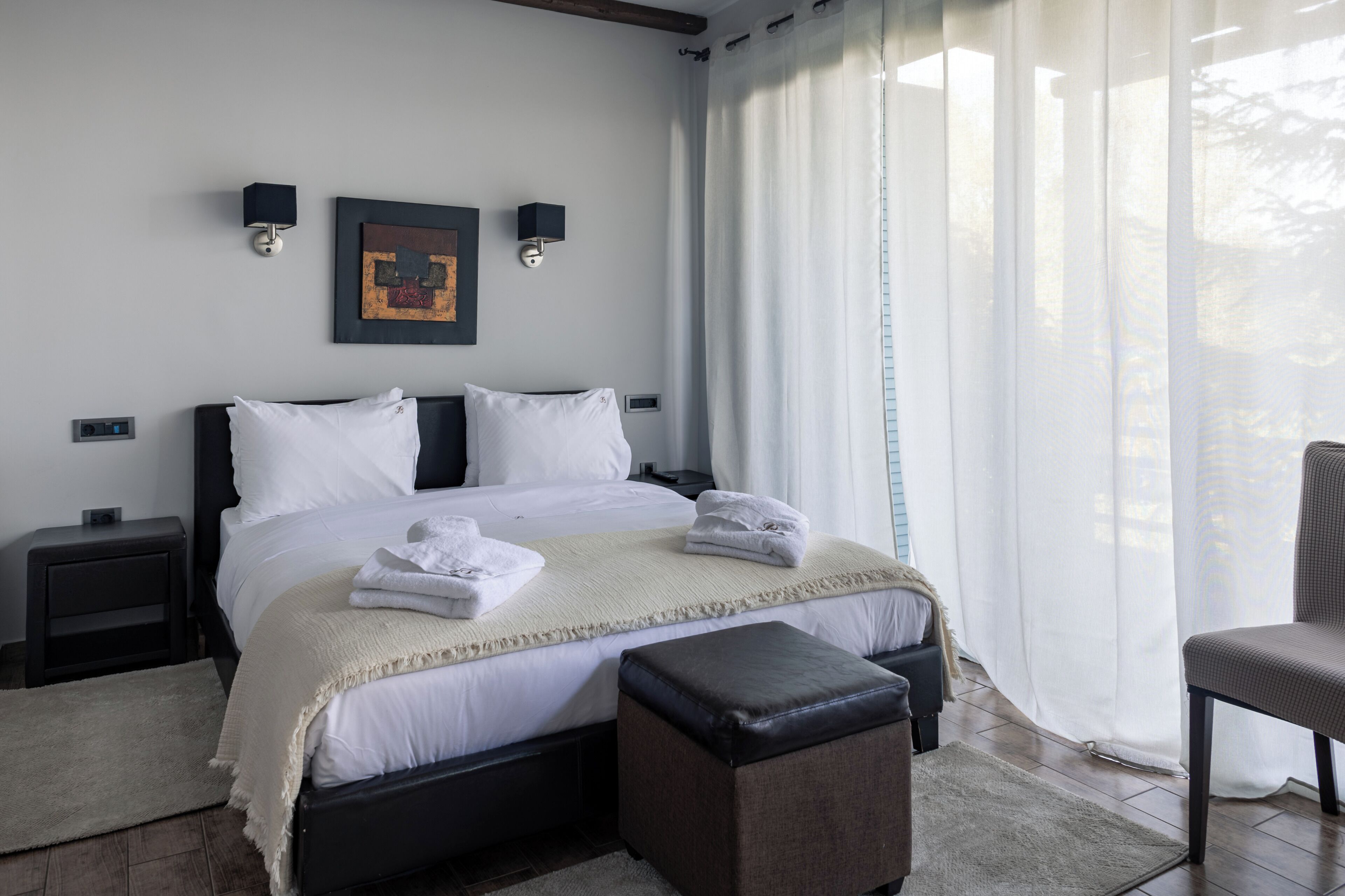 Deluxe Double Room | In-room safe, blackout drapes, soundproofing, free WiFi