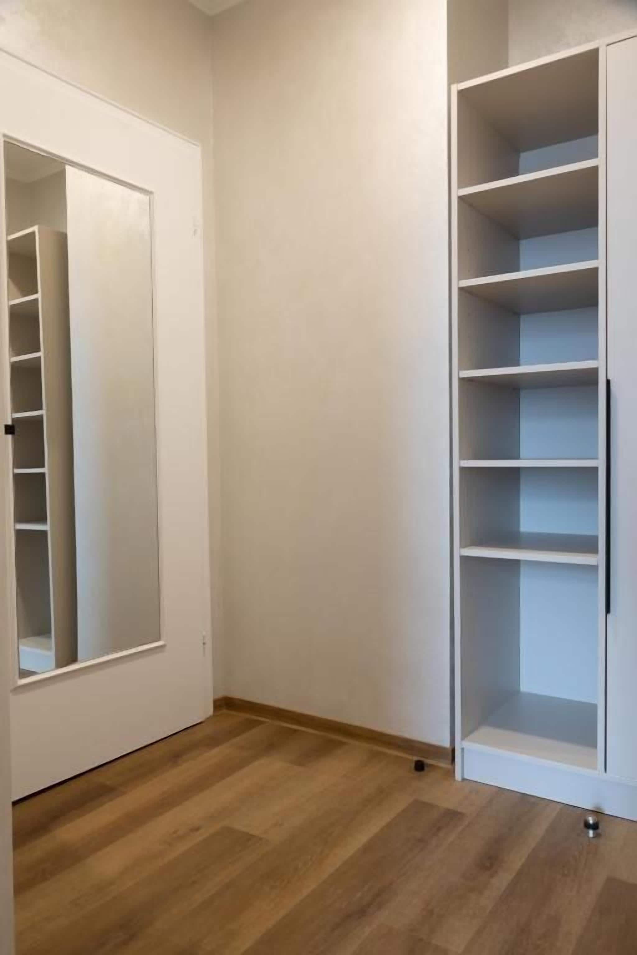 Single Room | Interior
