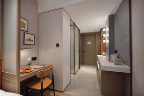 Kamar Double atau Twin | Interior