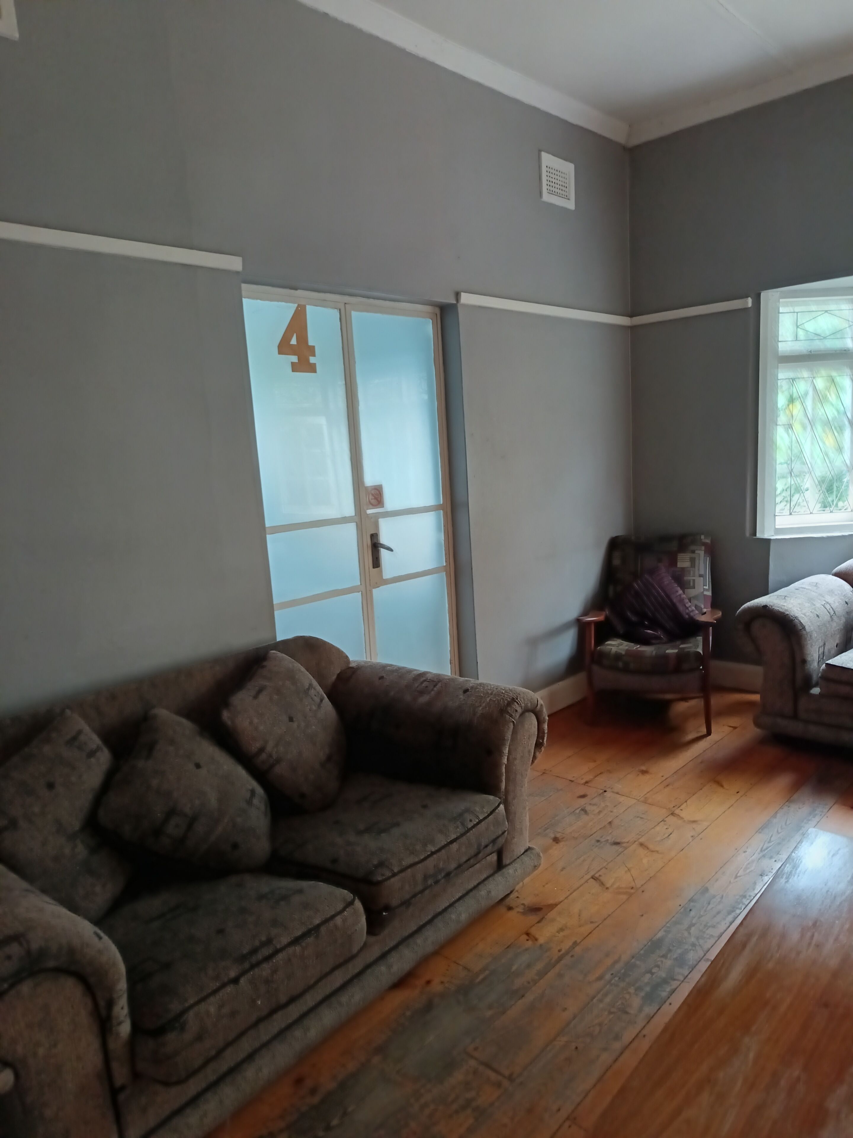 House, 4 Bedrooms, Accessible, Smoking | Living room