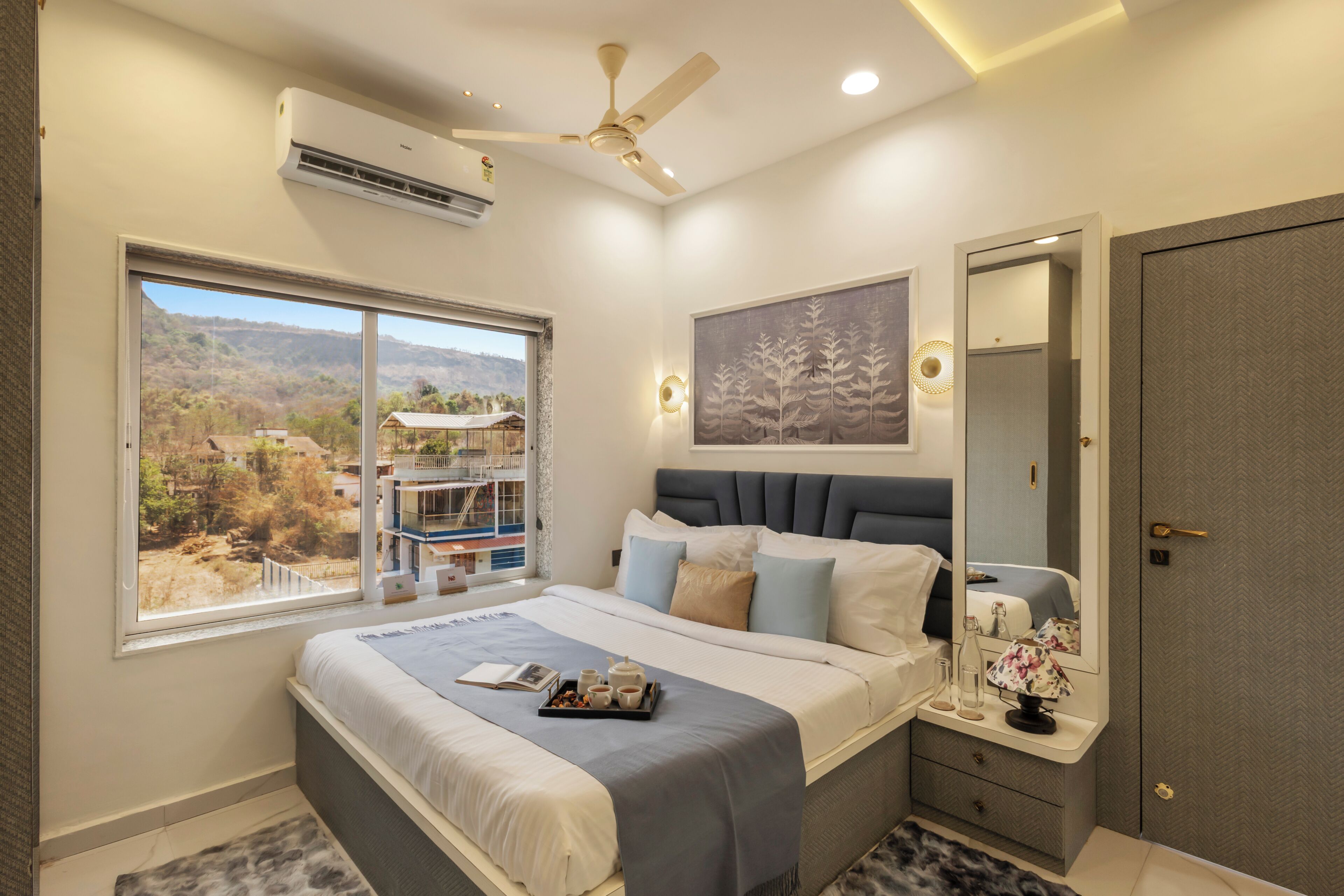 Deluxe Villa, Hill View | In-room safe, iron/ironing board, free WiFi