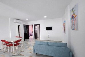 TV - Apartamento San Ignacio de Loyola, sol y ola II (Conil de la Frontera)