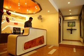 Lobby - Hotel Fort Malabar Near Ernakulam Town (North) Railway Station (Kanayannur)