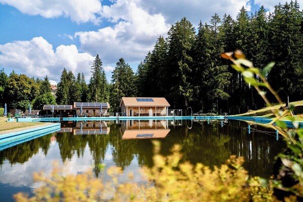 Piscine intérieure