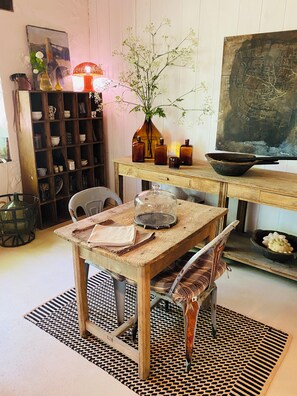 Dining - Vrbo Property (Couze-et-Saint-Front)