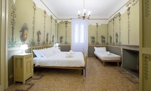 2 Schlafzimmer, Bügeleisen/Bügelbrett, WLAN