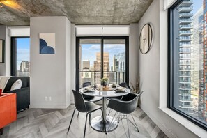 Dining - Luxe Modern Escape W/ Tower Views (Calgary)