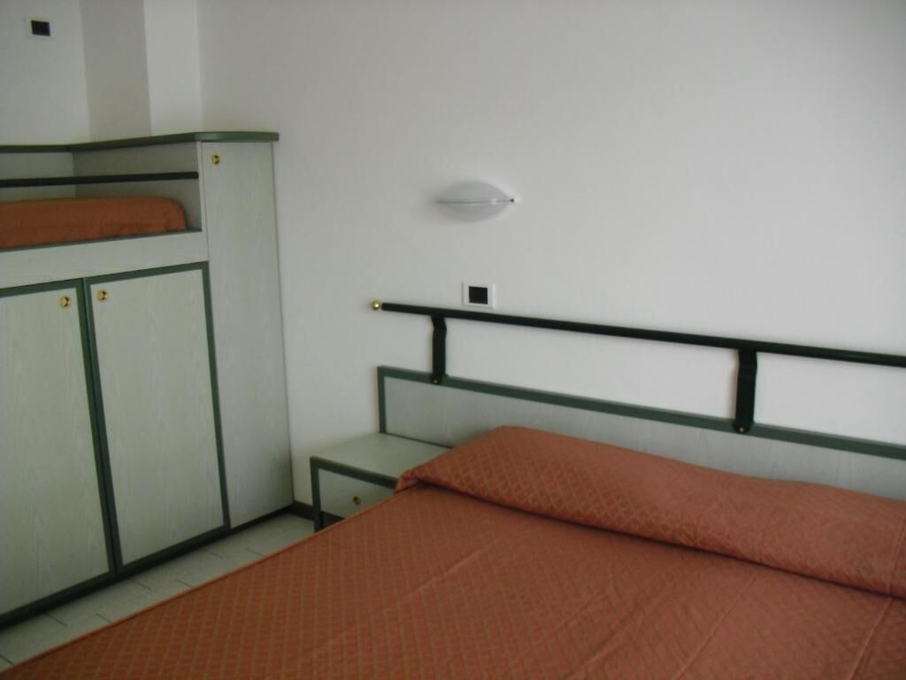 Appartement Confort, balcon, vue partielle sur la mer