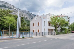 Mountain view - villa Merkur apartments (Makarska)