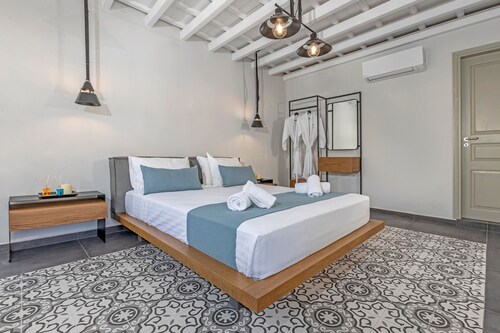 Amarada City Suites, House