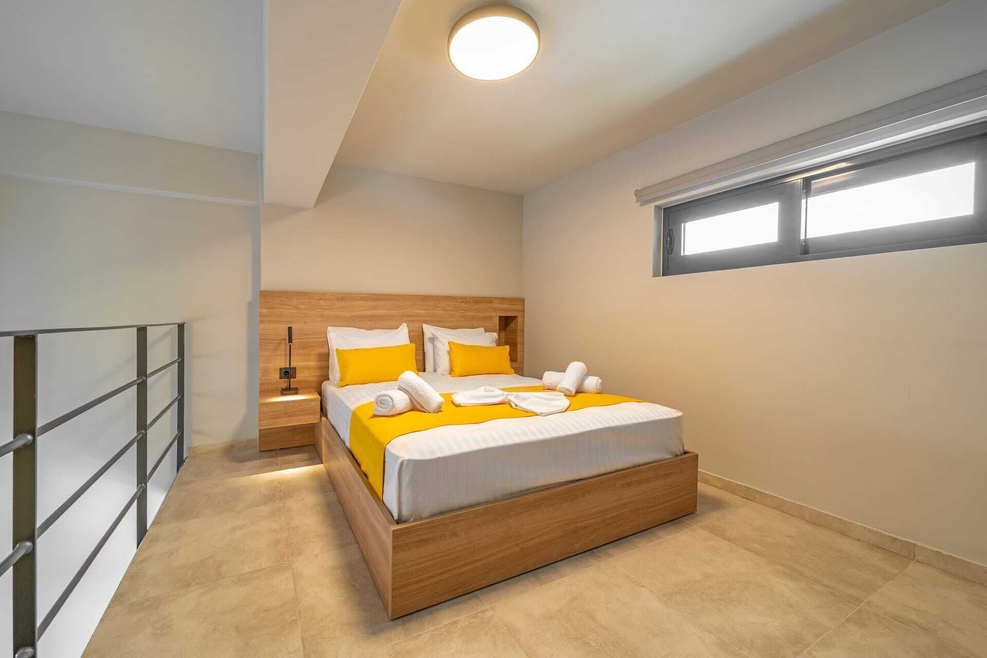 1 chambre, lit parapluie, Wi-Fi gratuit, draps fournis