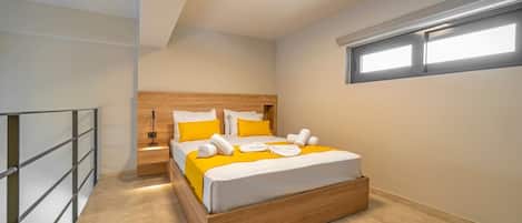1 bedroom, travel cot, Internet, bed sheets