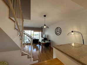 Interior - Lovely duplex with views of the communal swimming pool AV-13 (Roses)