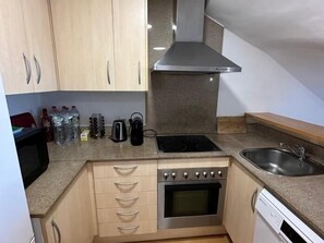 Private kitchen - Lovely duplex with views of the communal swimming pool AV-13 (Roses)