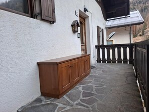 Exterior detail - Apartment 'Sass De Stria' – Panoramic Views in the Dolomites near Arabba and Cortina (Cernadoi)