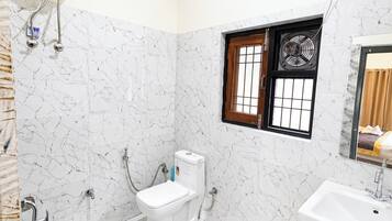 Ducha, cabezal de ducha tipo lluvia, pantuflas, bidet