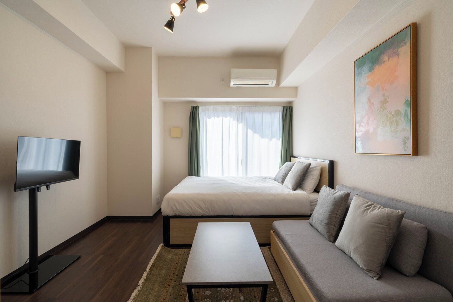 ห้องพัก, ปลอดบุหรี่, วิวเมือง (c03) | Wi-Fi ฟรี, ผ้าปูที่นอน