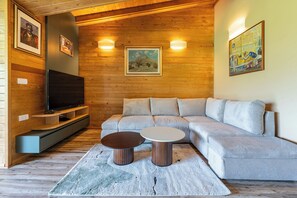 Living area - Oria River View Apartment w/ Shared Pool & Sauna (Orja Luka)