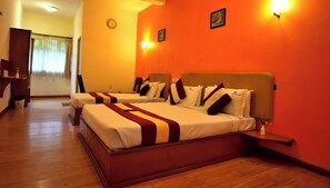 Superior Double Room | Terrace/patio - NEW CARNIVAL (Kodaikanal)