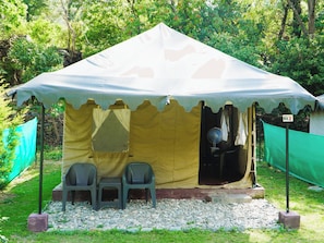 Classic Tent, Patio, Mountain View