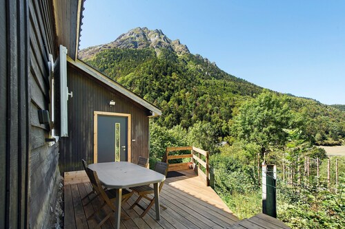 Chalet Ensemble – Mountain Retreat at the Foot of the Pyrenees National Park