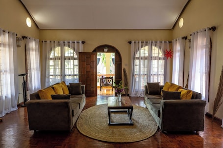 Interior. Hansat Residence