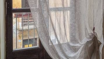 Huis, balkon | Interieur