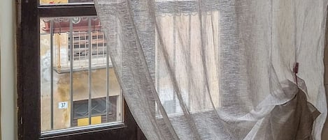 Maison, balcon | Intérieur