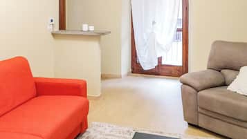 Maison, balcon | Coin séjour