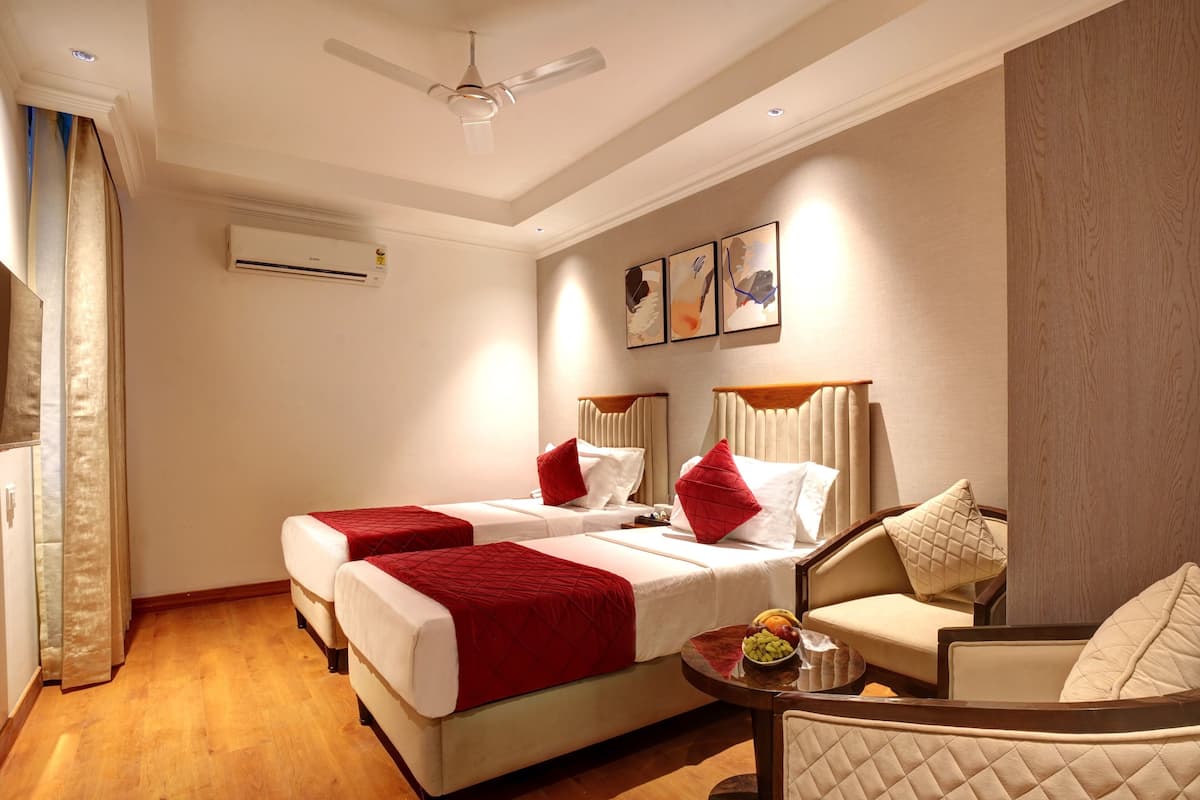 Deluxe Double or Twin Room